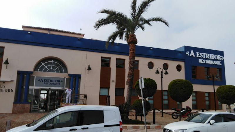 A Estribor